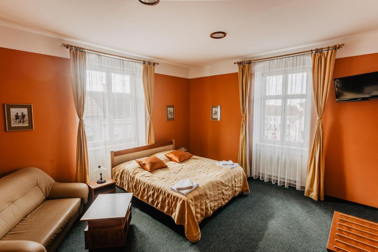Jičín Hotel U Valdicke Brany מראה חיצוני תמונה