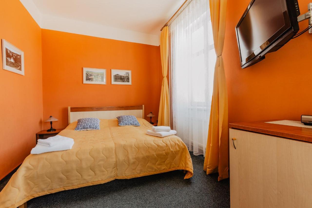 Jičín Hotel U Valdicke Brany מראה חיצוני תמונה