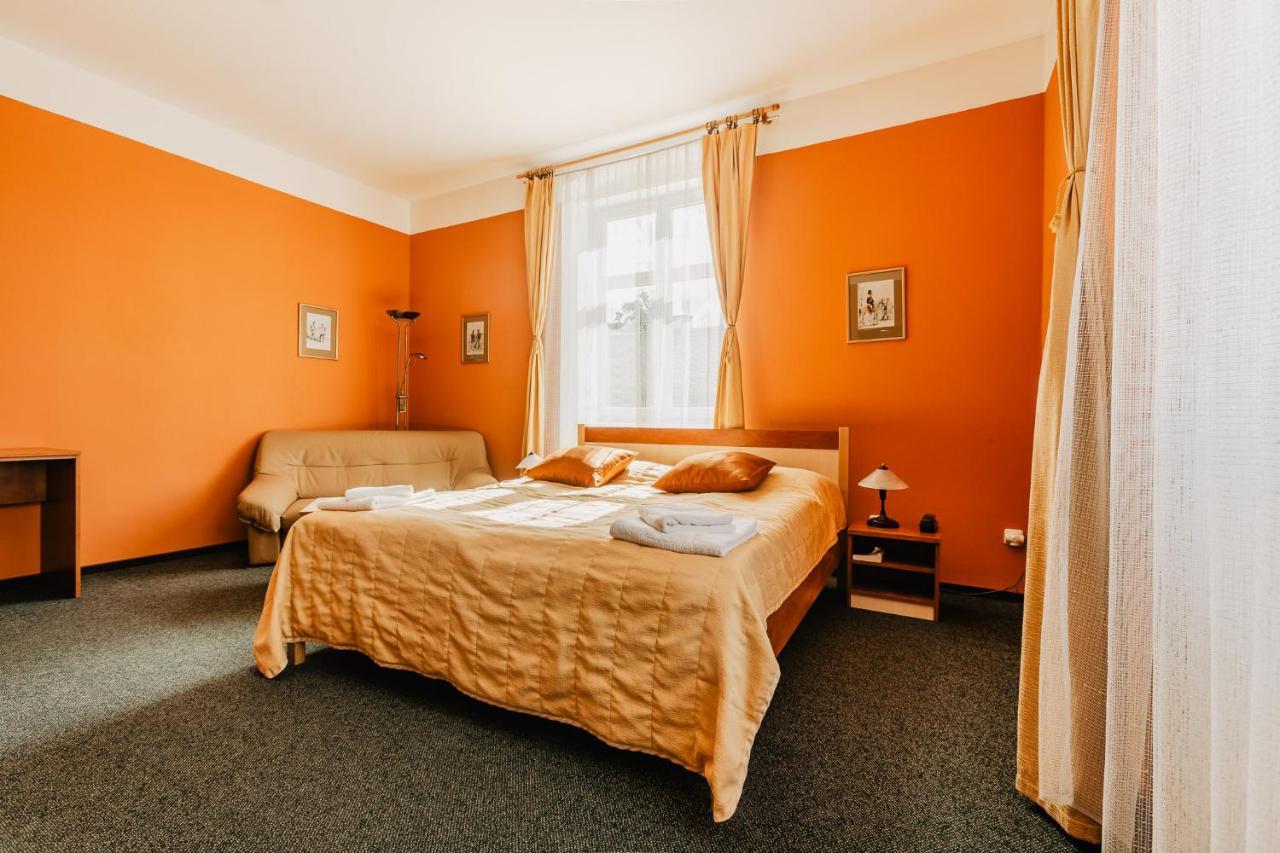 Jičín Hotel U Valdicke Brany מראה חיצוני תמונה